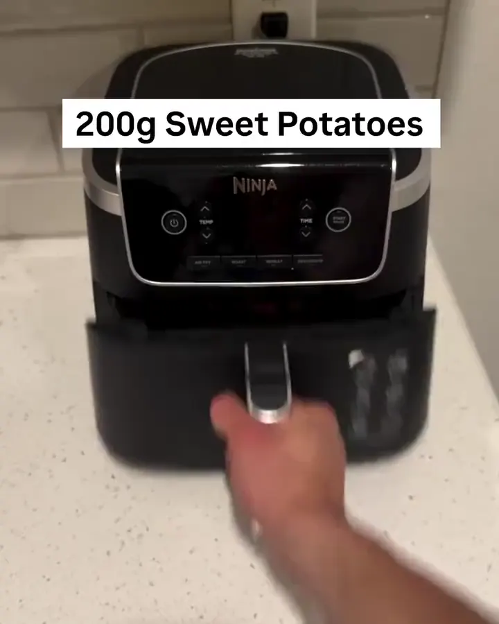 200g of sweet potatoes, his meal 2 hours pre workout.